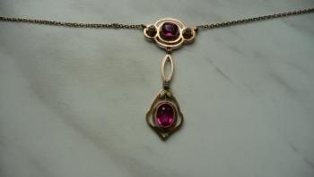 Goldene Halskette - 1900
